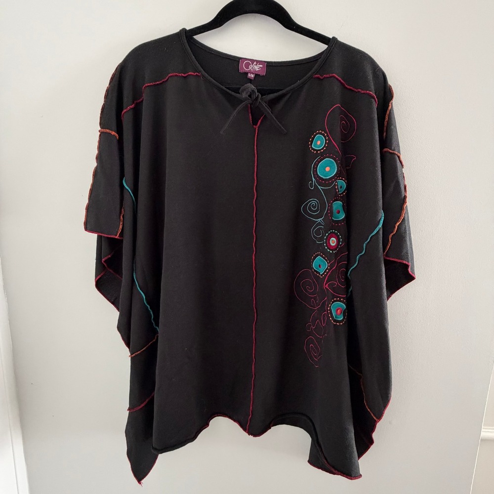 Coline Black Embroidered Poncho Top Boho Oversized S/M Art Whimsical Lagenlook